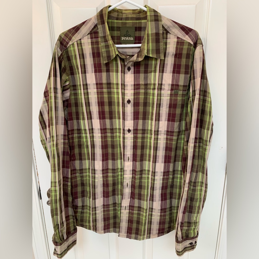Prana Men's long sleeve button Shirt - Medium